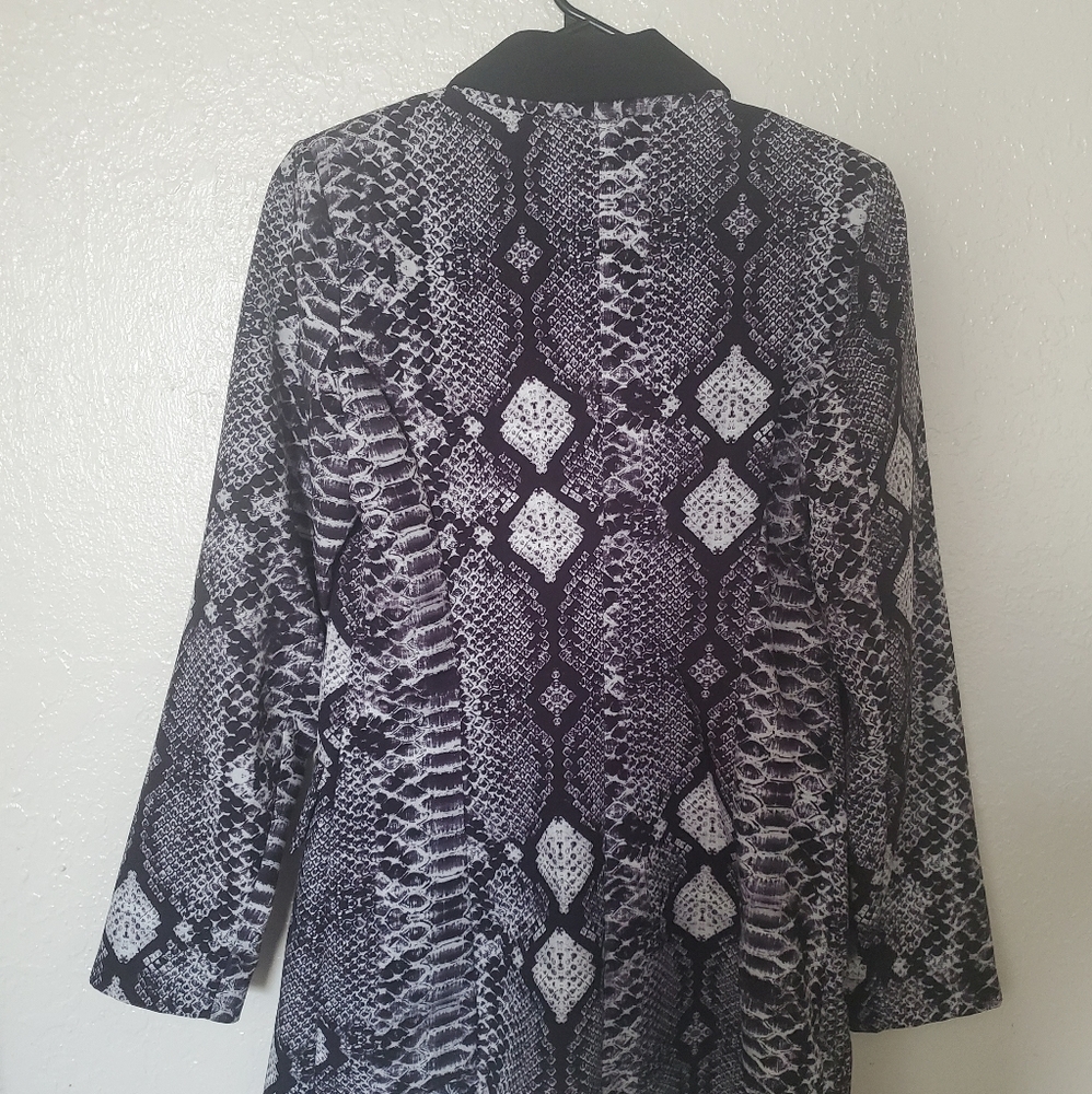 Jacket - Picture 2 of 4